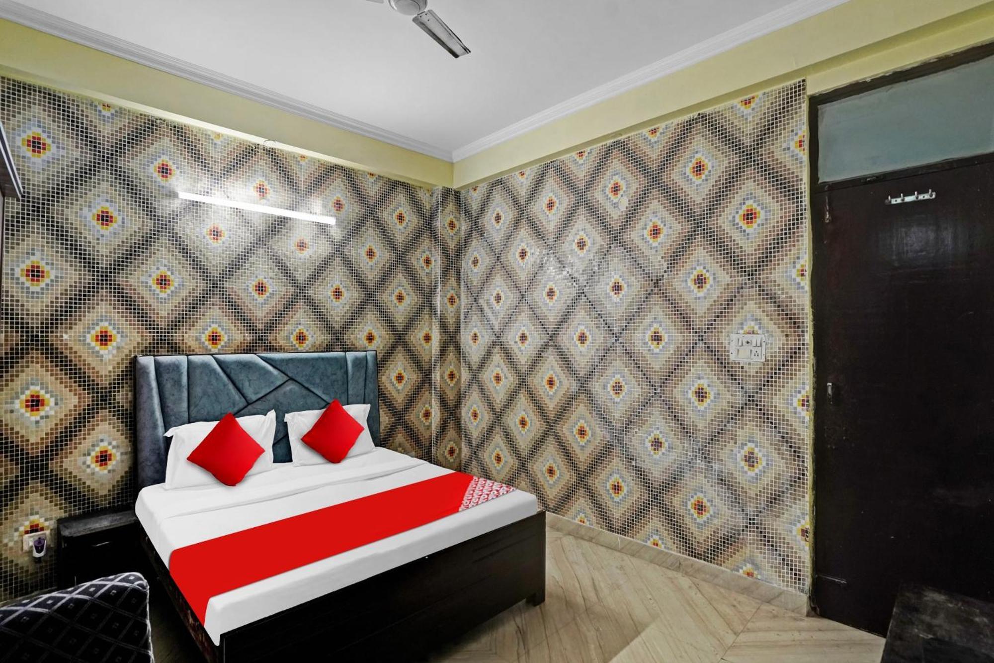 Hotel O Park View Noida Exterior foto